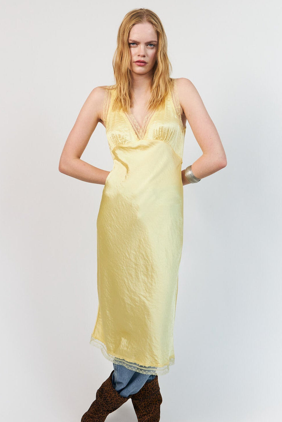Clari Midikjole - 93 Light Yellow